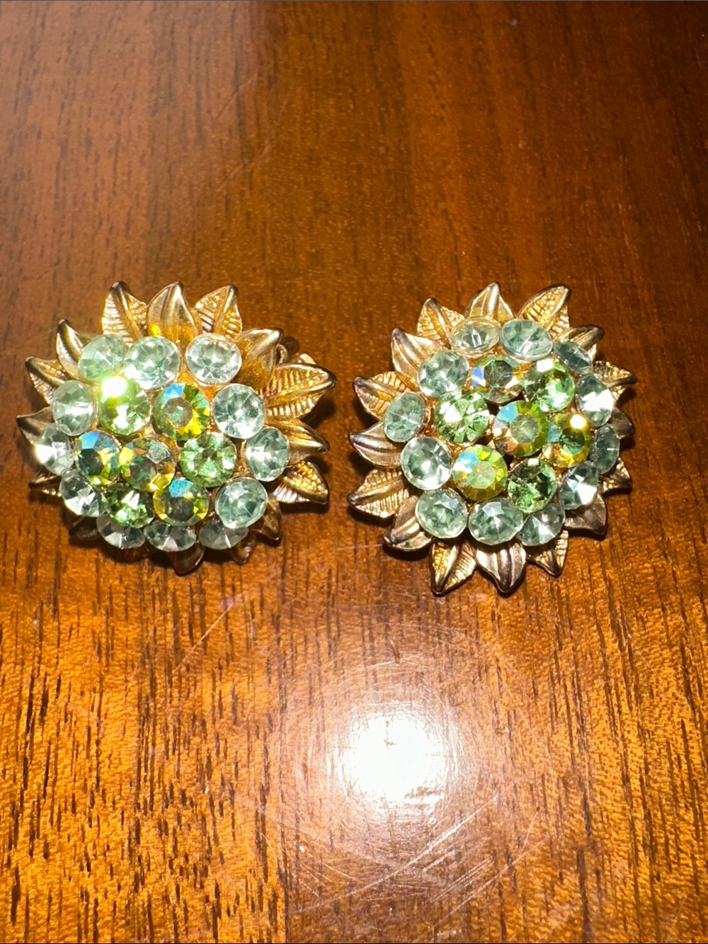 Vintage 60s Gold-Tone Flower‎ Cluster Clip-On Earrings with Green Crystals